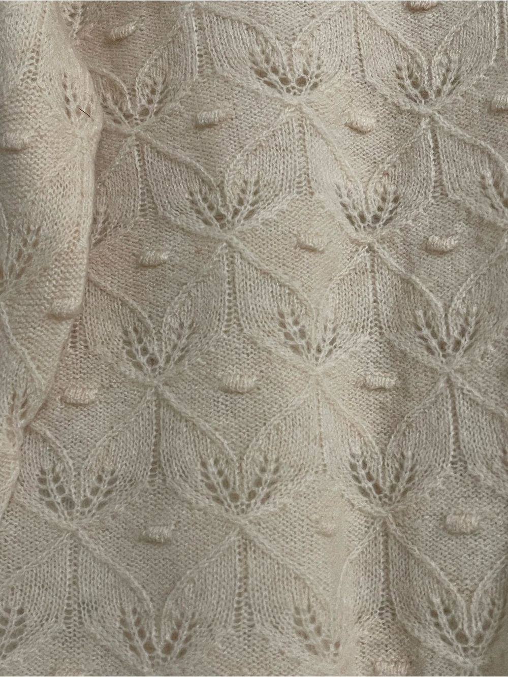 100% Merino Wool Pointelle Knit Cardigan Sweater Cream Leaf - Picture 4 of 12